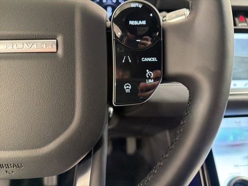 Used 2020 Land Rover Range Rover Evoque SE image 13