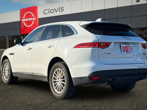 Used 2019 Jaguar F-PACE image 7