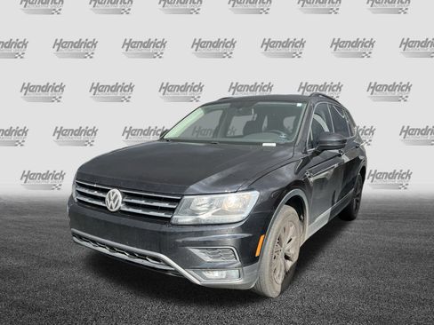 Used 2018 Volkswagen Tiguan SE image 5
