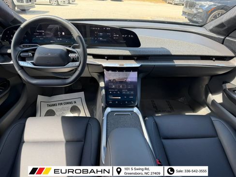 Used 2024 Lucid Air Pure RWD image 15