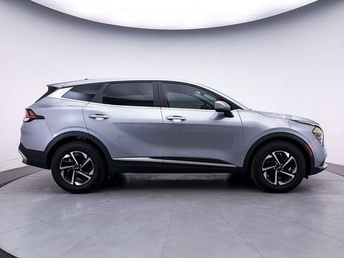 Used 2025 Kia Sportage LX FWD image 38