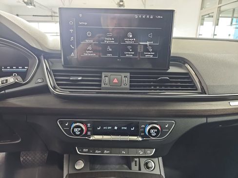 Used 2023 Audi Q5 2.0T Premium Plus w/ Premium Plus Package AWD/4WD image 26