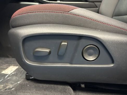 New 2026 Chevrolet Equinox RS image 29