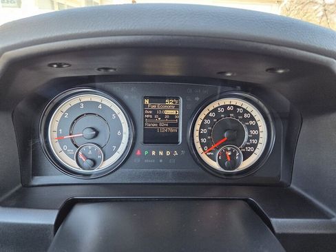 Used 2018 RAM 1500 Classic SLT image 17