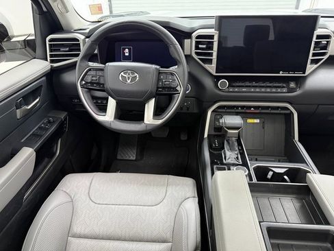 Used 2022 Toyota Tundra Limited image 30