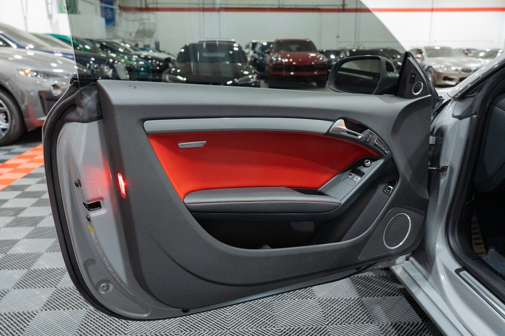 Used 2015 Audi RS 5 Coupe AWD/4WD image 17