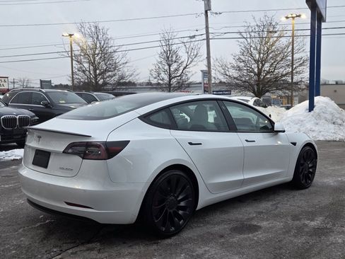 Used 2022 Tesla Model 3 Performance image 6