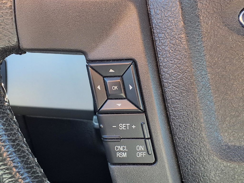 Used 2011 Ford F150 Lariat w/ Lariat Plus Pkg AWD/4WD image 14