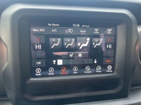 Used 2021 Jeep Wrangler Unlimited Sport AWD/4WD image 26