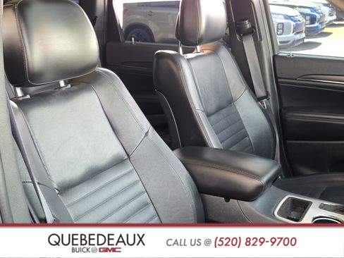Used 2021 Jeep Grand Cherokee Limited X RWD image 31