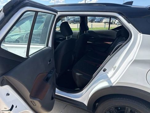 Used 2024 Nissan Kicks SR FWD image 26