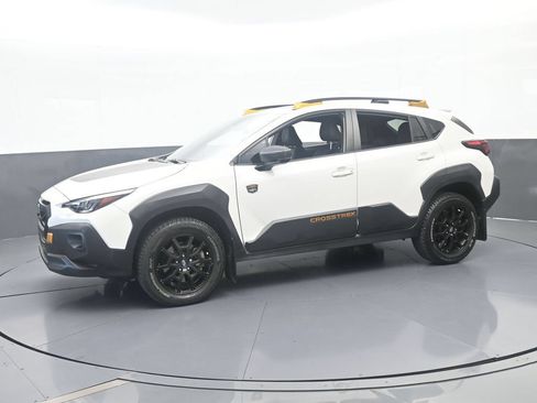 Used 2024 Subaru Crosstrek 2.5i Wilderness AWD/4WD image 2