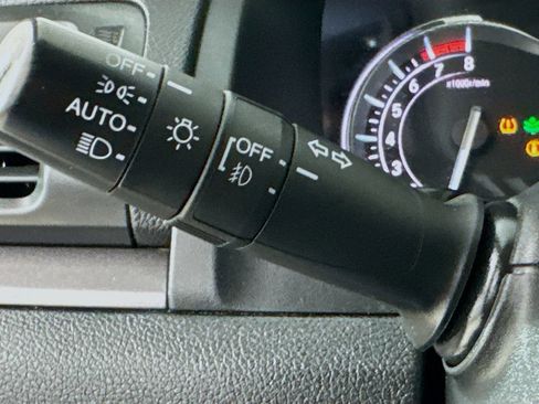 Used 2020 Honda Ridgeline Sport image 12