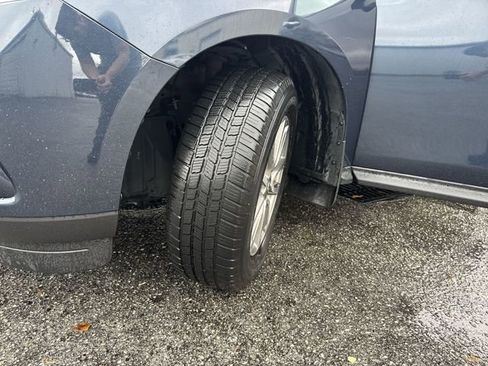 Used 2015 Nissan Pathfinder S image 31