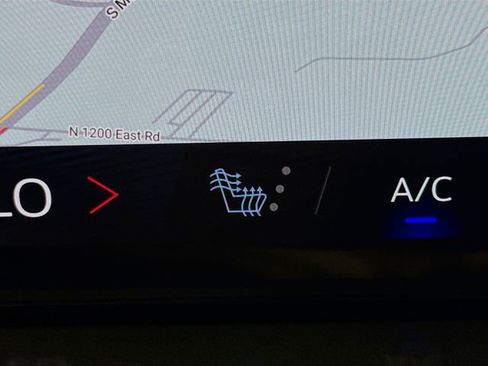 New 2026 Chevrolet Traverse LT w/ Driver Confidence Package image 21