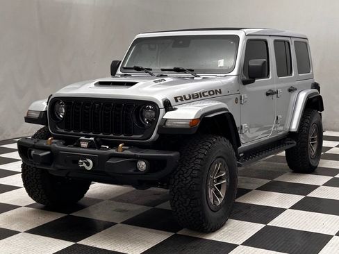 Used 2024 Jeep Wrangler Unlimited Rubicon 392 AWD/4WD image 4