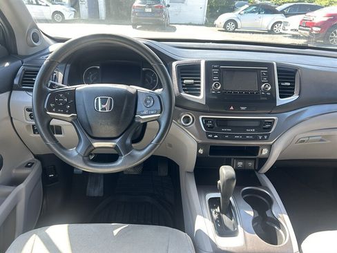 Used 2020 Honda Pilot LX image 11