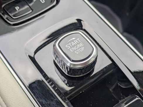 New 2026 Volvo XC90 T8 Ultra w/ Lounge Package image 31