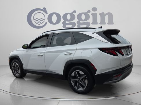Used 2025 Hyundai Tucson SEL FWD image 3
