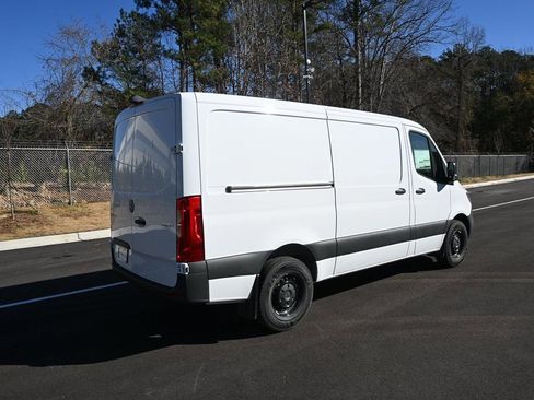 Used 2025 Mercedes-Benz Sprinter 2500 image 25
