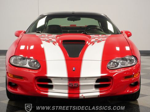 Used 2002 Chevrolet Camaro Z28 w/ SS Performance/Appearance Pkg image 18