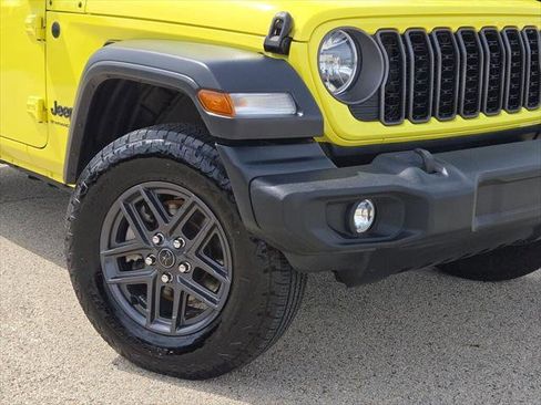 Certified 2024 Jeep Wrangler Unlimited Sport AWD/4WD image 3