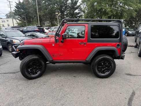 Used 2016 Jeep Wrangler Sport AWD/4WD image 5