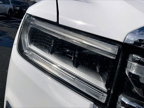 Used 2022 GMC Acadia SLT w/ Technology Package image 32