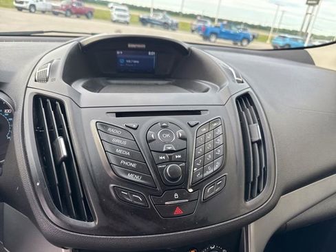 Used 2015 Ford Escape SE FWD image 19