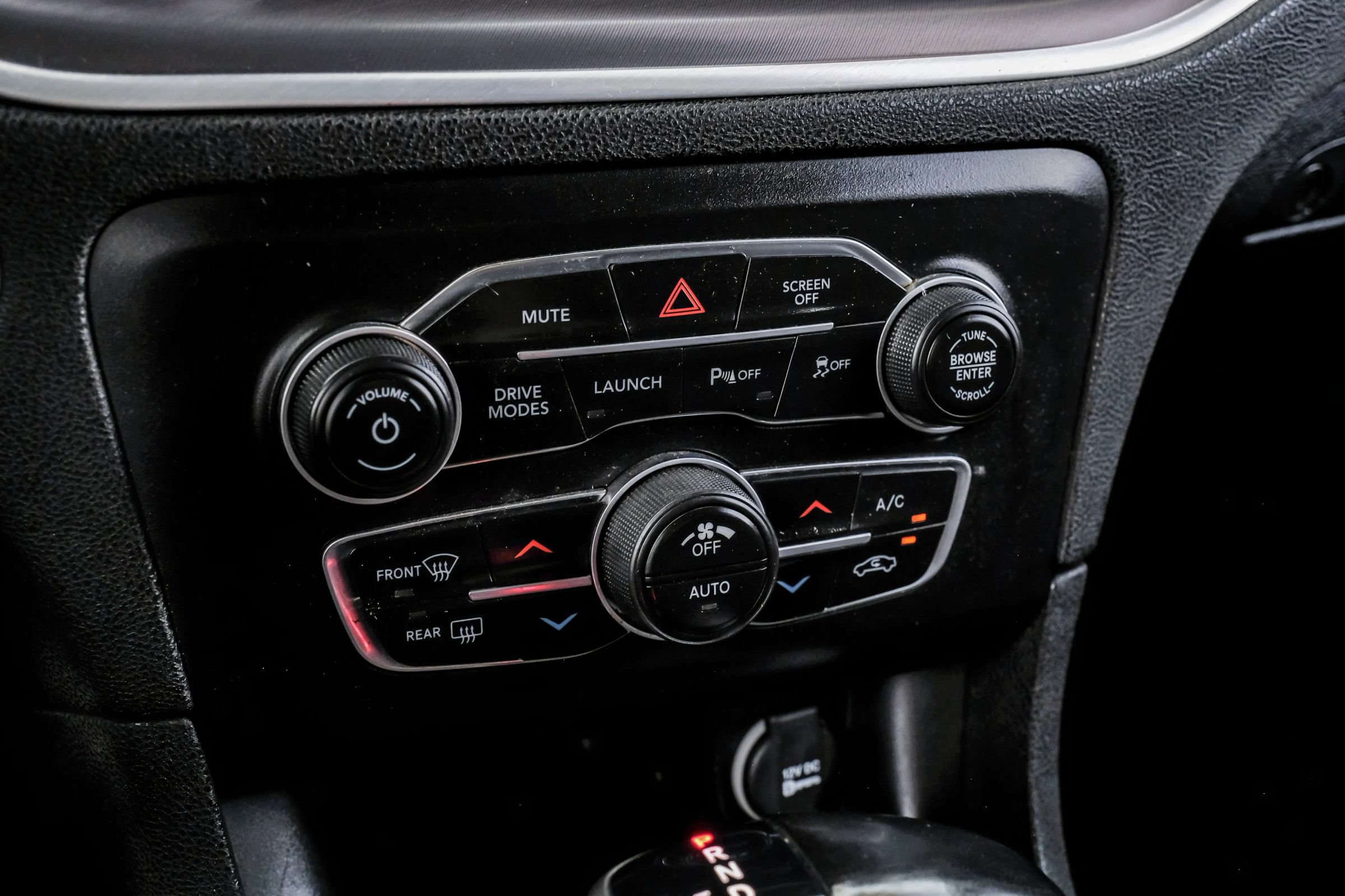 Used 2020 Dodge Charger Scat Pack w/ Navigation & Travel Group RWD image 33