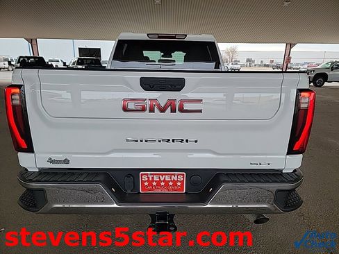 Used 2025 GMC Sierra 2500 SLT w/ SLT Convenience Package image 9
