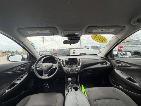 Used 2024 Chevrolet Malibu LT FWD image 16