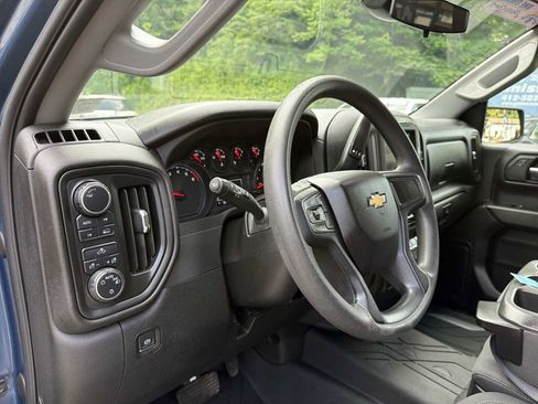 Used 2024 Chevrolet Silverado 1500 Custom AWD/4WD image 12