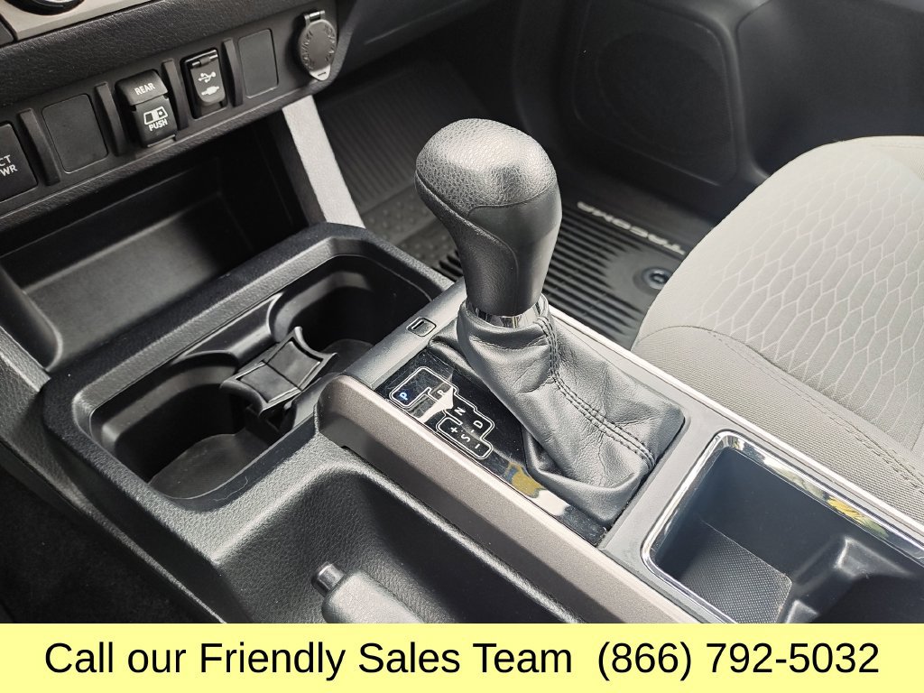 Used 2019 Toyota Tacoma SR5 AWD/4WD image 24