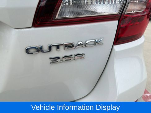 Used 2016 Subaru Outback 3.6R Limited AWD/4WD image 9