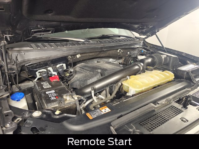 Used 2020 Ford Expedition XLT w/ Equipment Group 202A AWD/4WD image 23