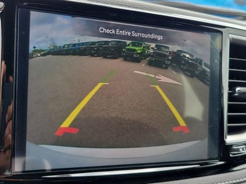 New 2026 Chrysler Pacifica Select image 22