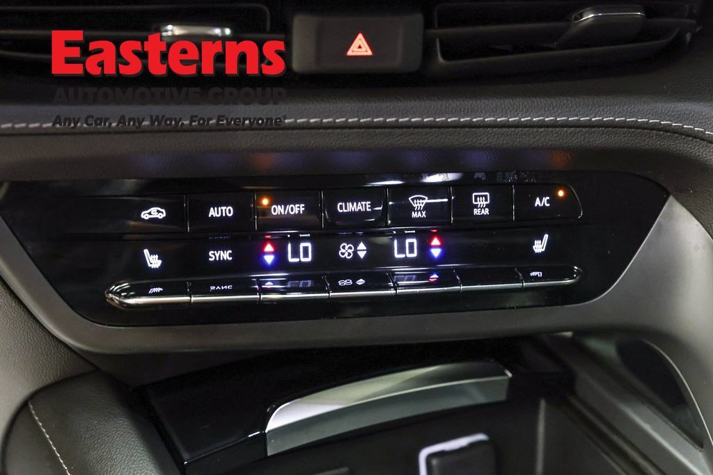Used 2022 Buick Envision Preferred FWD image 22