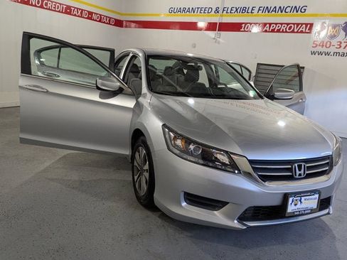Used 2015 Honda Accord LX image 9
