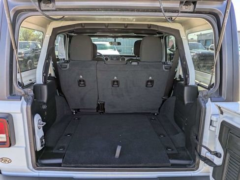 Used 2021 Jeep Wrangler Unlimited Sport image 13