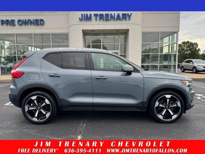 Used 2020 Volvo XC40 T5 Momentum w/ Protection Package Premier