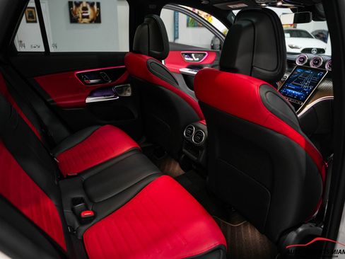 Used 2024 Mercedes-Benz GLC 43 AMG 4MATIC image 10