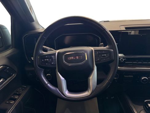 Used 2023 GMC Sierra 1500 Elevation w/ X31 Off-Road Package AWD/4WD image 13