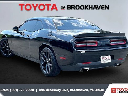 Used 2022 Dodge Challenger SXT w/ Blacktop Package RWD image 2