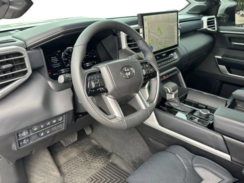 Used 2025 Toyota Tundra Platinum AWD/4WD image 14