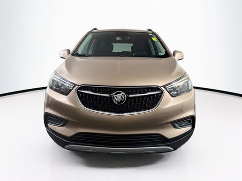 Used 2019 Buick Encore Preferred FWD image 2