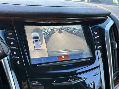 Used 2018 Cadillac Escalade 4WD image 26