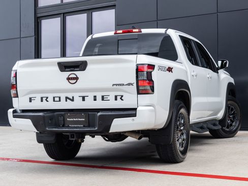 Used 2023 Nissan Frontier PRO-4X w/ Pro-4X Premium Package AWD/4WD image 8