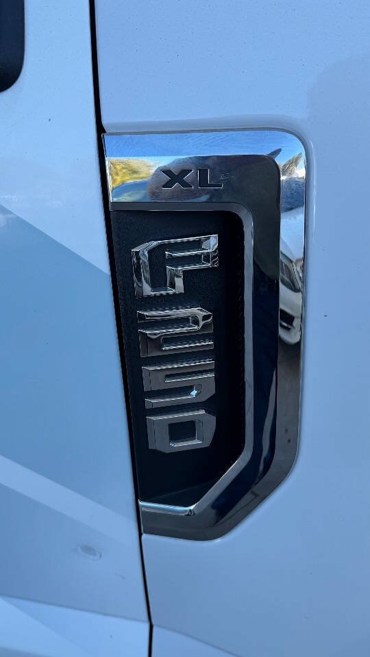 Used 2017 Ford F250 XL w/ XL Value Package RWD image 13