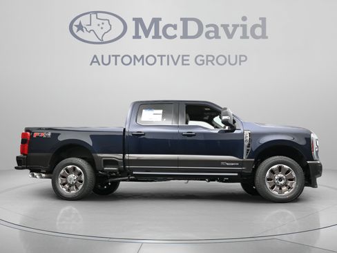 Used 2025 Ford F250 King Ranch w/ FX4 Off-Road Package AWD/4WD image 17